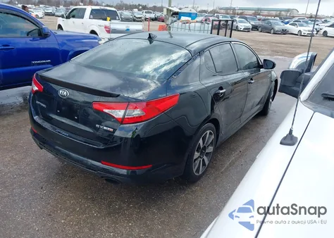 2013 Kia Optima Sx z USA, uszkodzony, nr VIN 5XXGR4A69DG234172